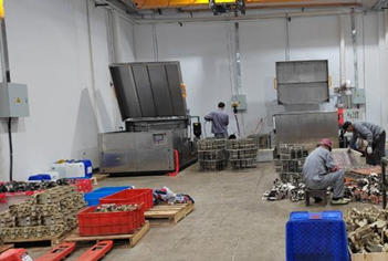 Refurbishment workshop and chain components awaiting service